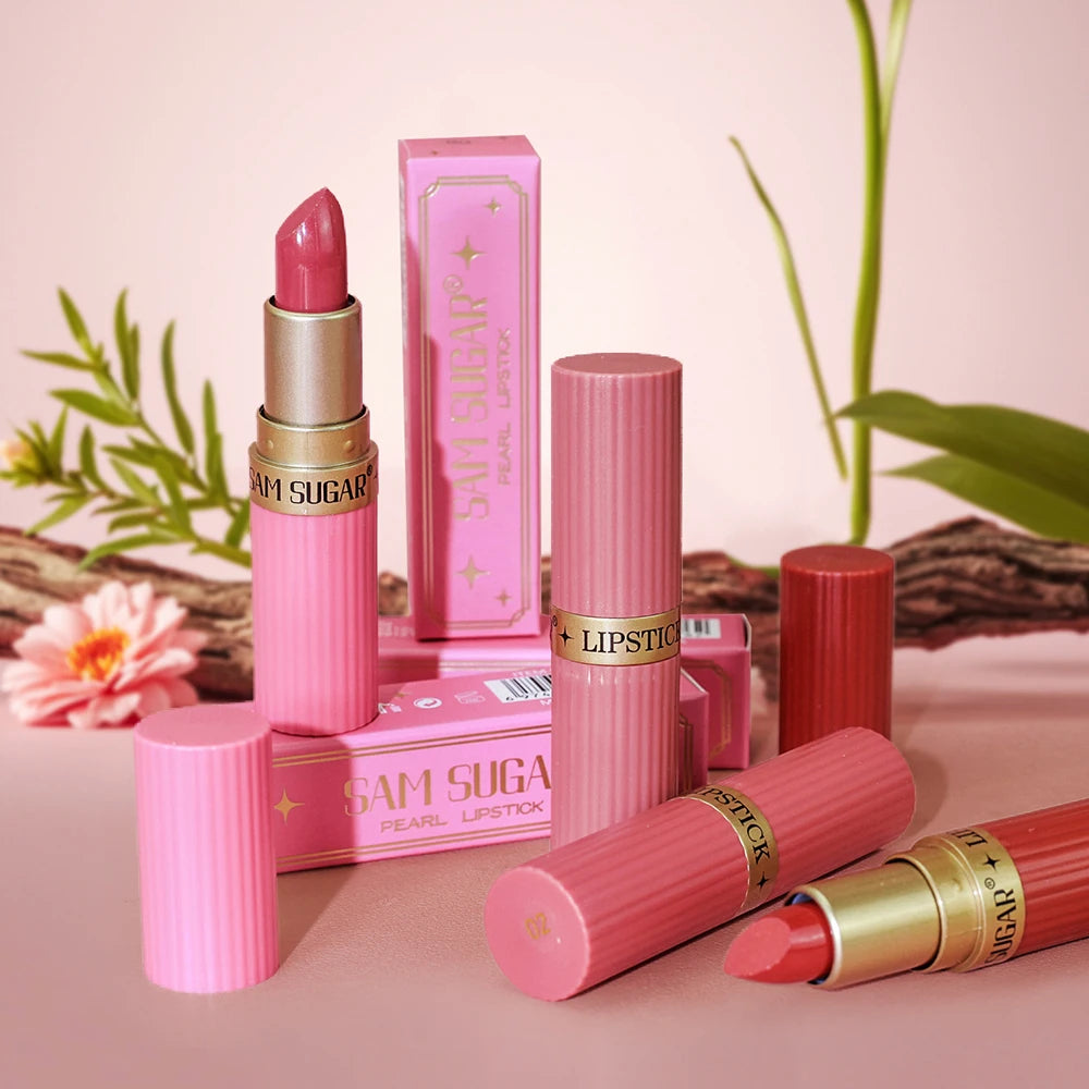 Labial aterciopelado rosa nacarado con purpurina metálica,