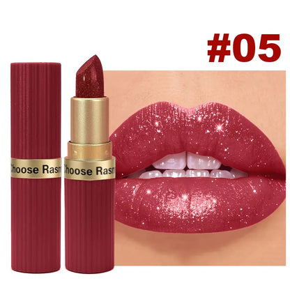 Labial aterciopelado rosa nacarado con purpurina metálica,